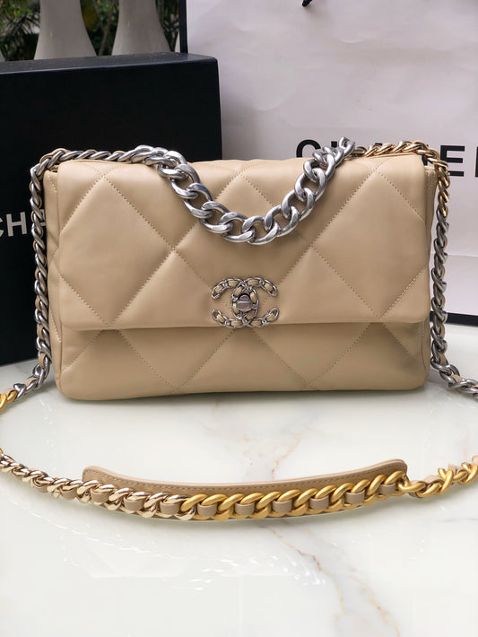 Chanel 19 medium 1161