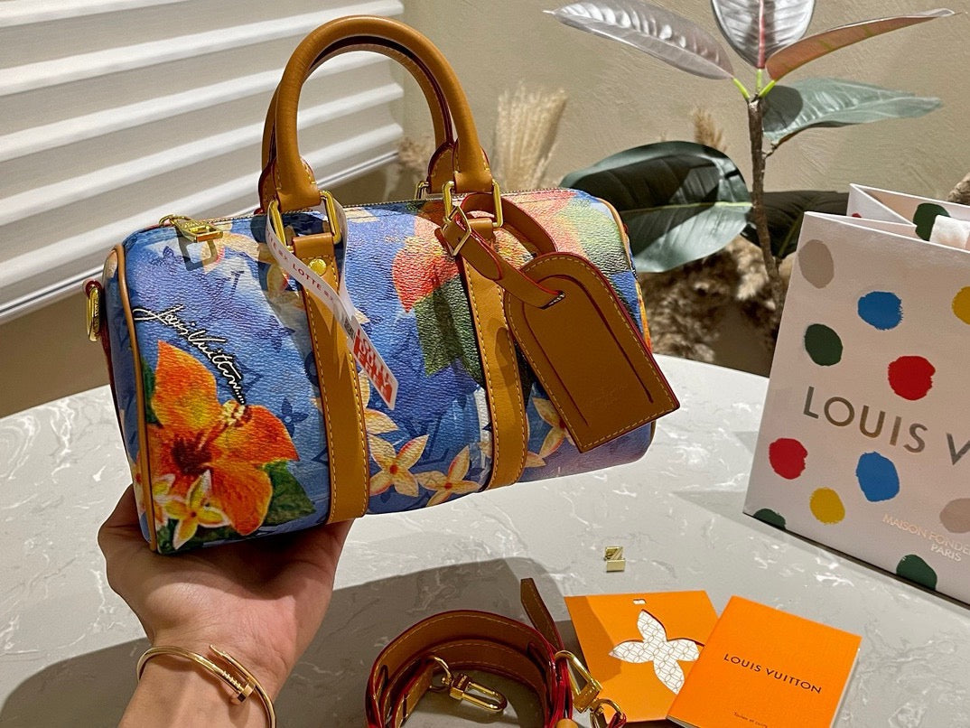 L&V 24の新モデル トラベルバッグ ボストンバッグ