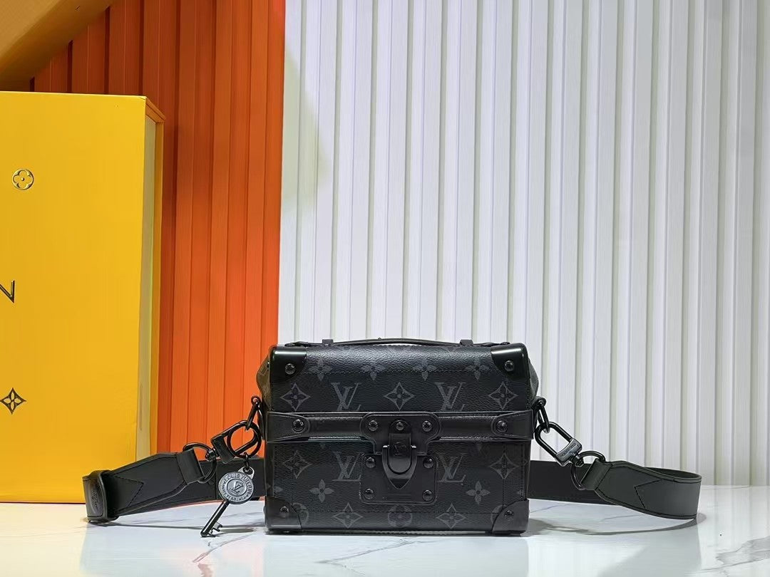 【LOUIS VUITTON旗艦店】ルイ・ヴィトン★SOUL TRUNK M11743★19*15*7CM