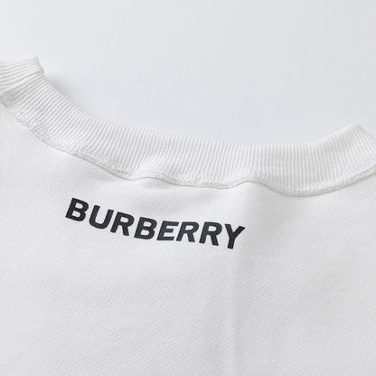 【 Burberry 旗艦店】ご好評に付き再入荷！！