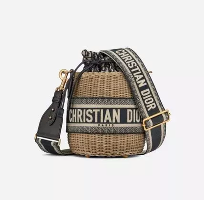 完売前に！DIOR 即納・関税込 DIOR WICKER かごバッグ ストロー