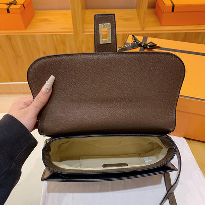 グッチ GGマーモントチェーンショルダーバッグ