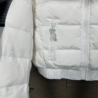 【The North Face 公式 旗艦店】女性用ダウンジャケット ご好評に付き再入荷！