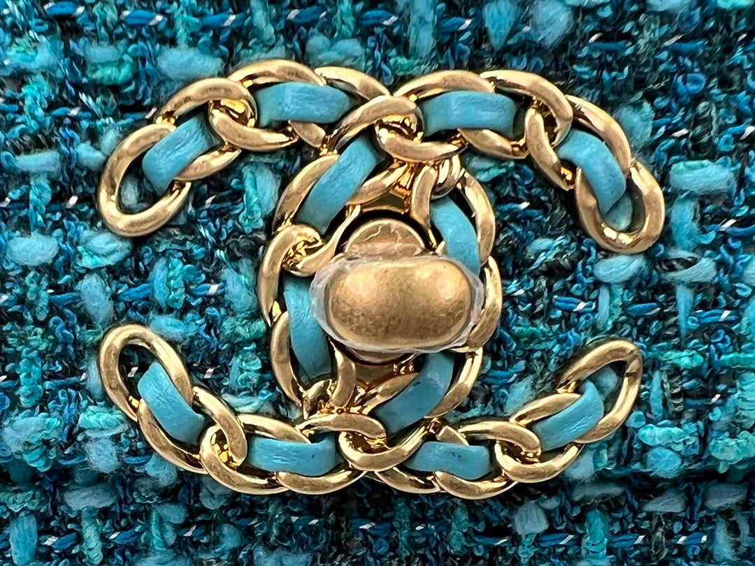 CHANEL 19 HANDBAG AS1161