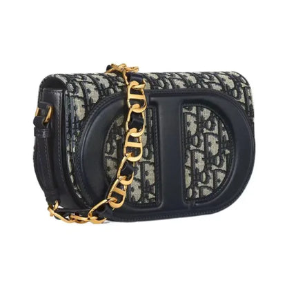【DIOR】CD SIGNATURE バッグ【2023新しい商品】