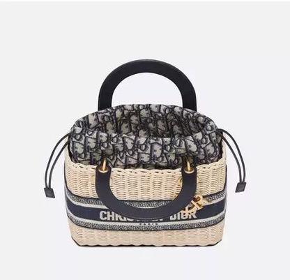 【DIOR直営】新作！ミディアム LADY DIOR