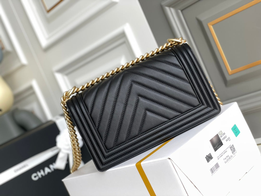 BOY CHANEL SHOULDER BAG