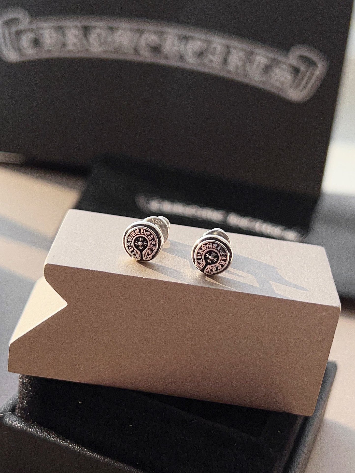 【CHROME HEARTS】 クロムハーツ ファッションスタイルのイヤリング