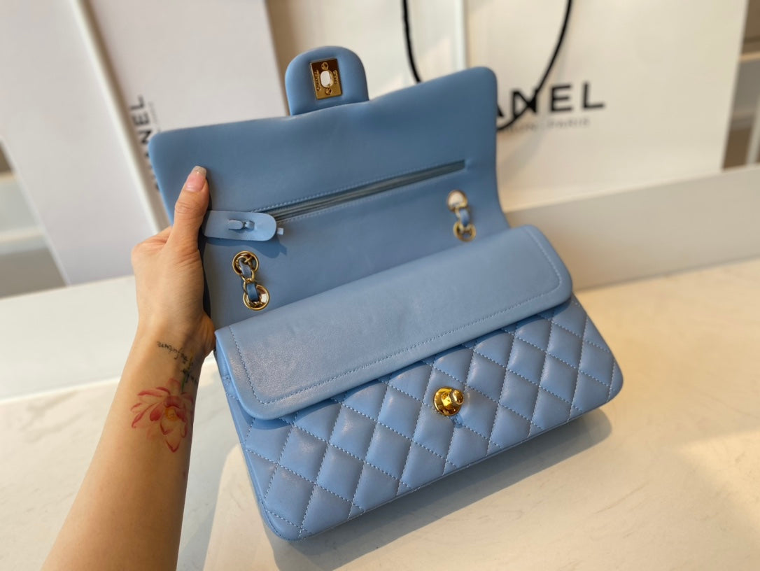 Chanel Flap Bag 1112