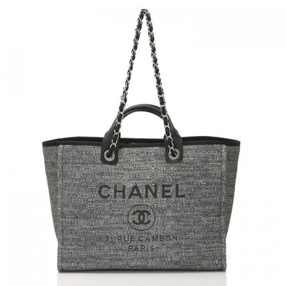 【 CHANEL】シャネル 大きなチャコールキャンバスドーヴィルトートTOTE