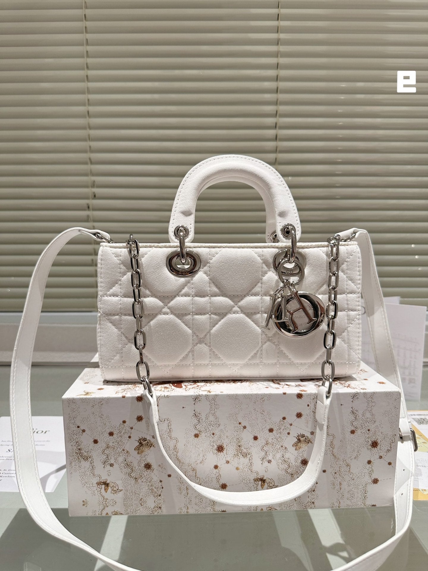 Dior 23限定新品Lady D-Joy デニムワキサイドパックスージー同タイプ