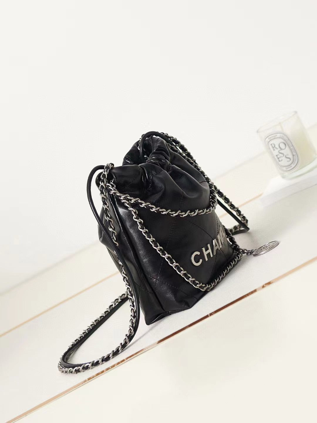 CHANEL 22 Bag Mini AS3980