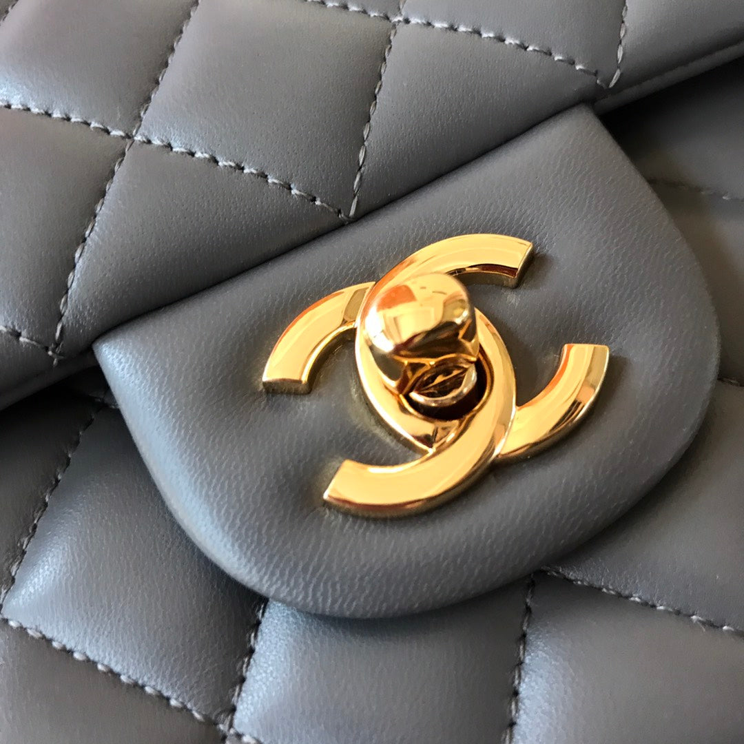 Chanel Flap Bag 1112