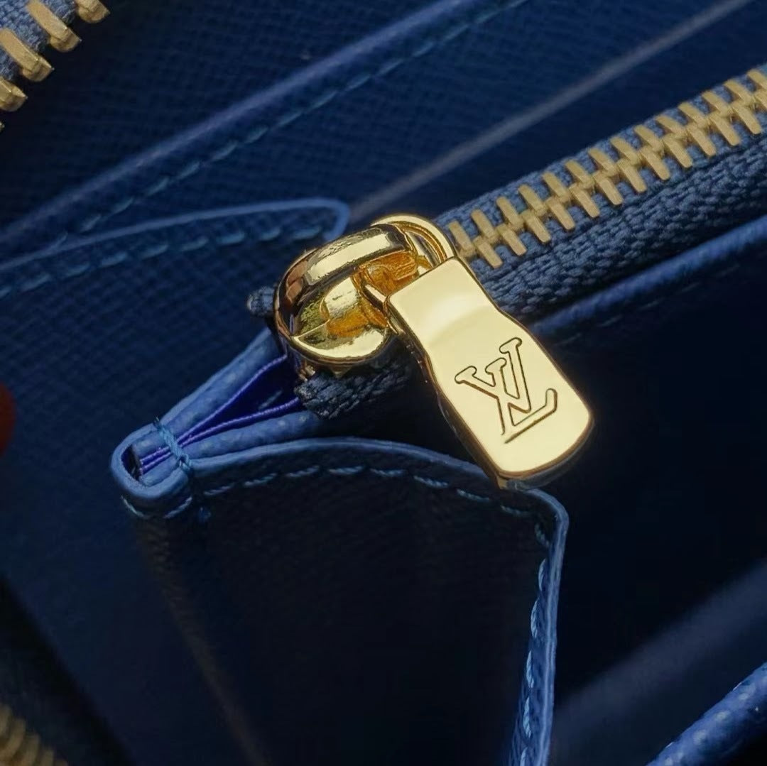 ◆ユニークデザイン【 Louis Vuitton 】ジッピー・ウォレット M82958