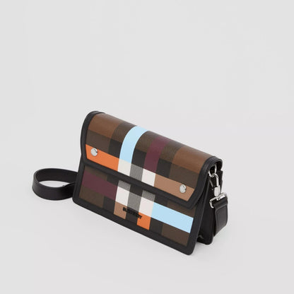 新作【BURBERRY】バーバリー チェック レザーショルダーバッグ