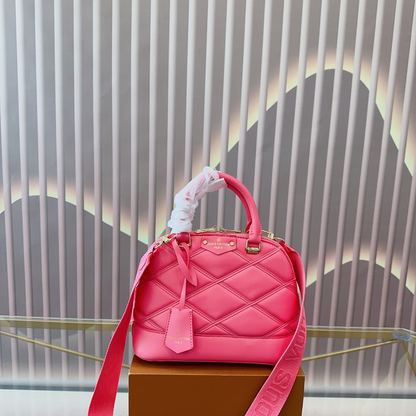 【LOUIS VUITTON】LV 新作シェルバッグ ショルダーまたは斜め掛けトレンド