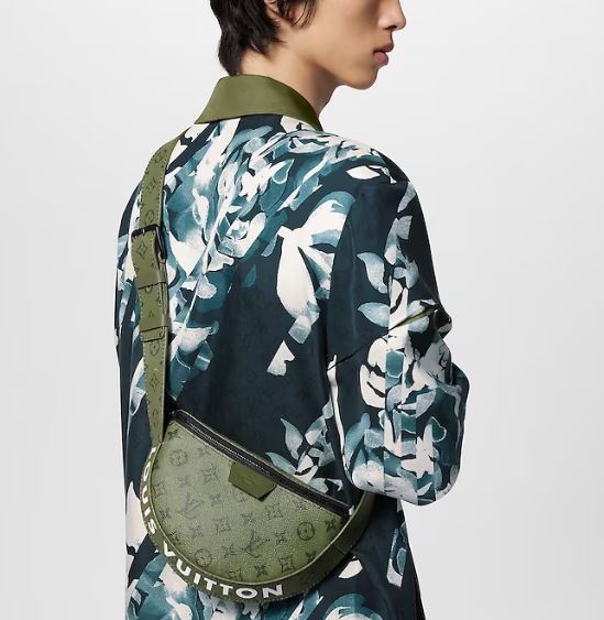 ルイヴィトン*新作*LV・ムーン クロスボディバッグ モノグラム M23838