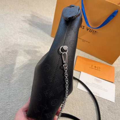 L&v WHY KNOT 蝶ネクタイ型トートバッグ