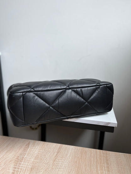 CHANEL 19 SHOPPING BAG 3360