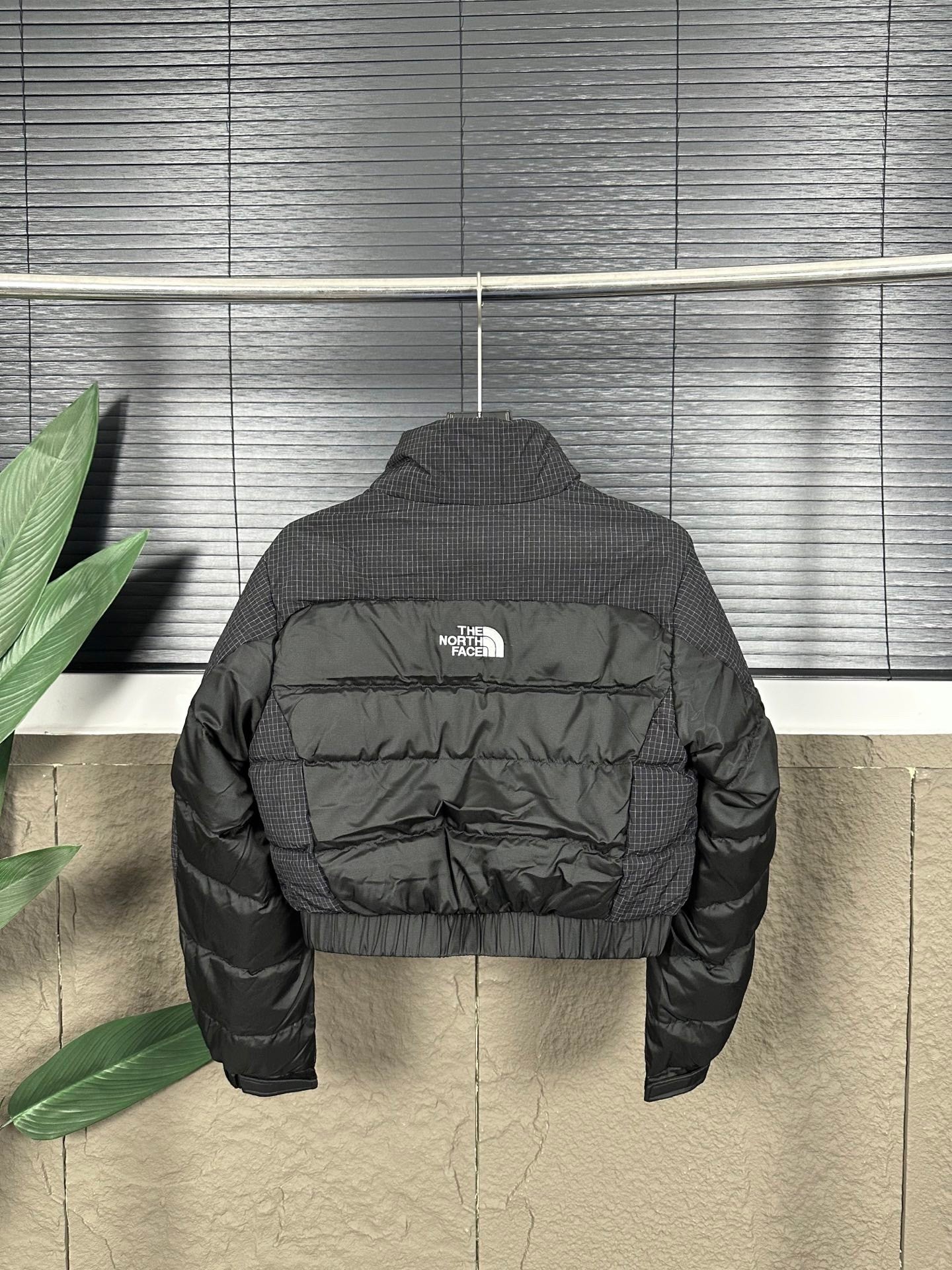 【The North Face 公式 旗艦店】女性用ダウンジャケット ご好評に付き再入荷！