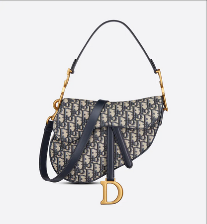 【DIOR】 ⭐STORY 雑誌掲載！⭐稲沢朋子さん愛用の大人気バッグが登場！💓SADDLE ミニバッグ