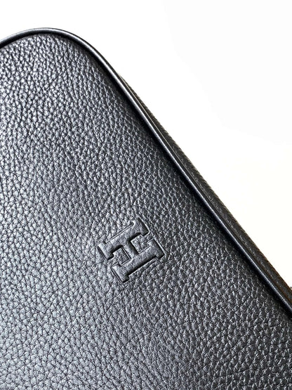 【HERMES 公式旗艦店】エルメス クラッチバッグ 当日出荷 好評に付き再入荷！27*15*10CM