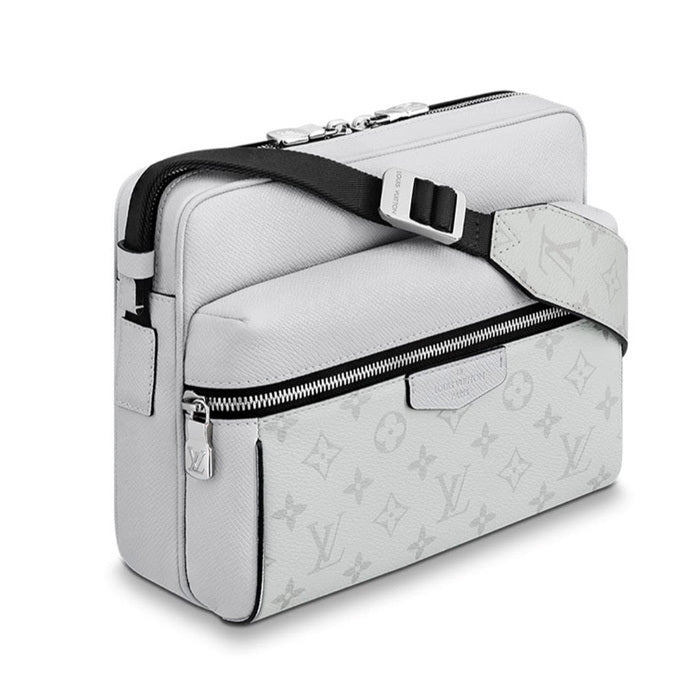 入手困難 LOUIS VUITTON アウトドア メッセンジャー PM 4色展開