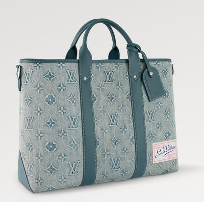Louis Vuitton バッグ《Weekend》ブルー レザー ロゴ 直営店 M22537
