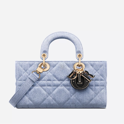 【DIOR】 LADY D-JOY 雑誌掲載！泉里香さん愛用の夏感あふれる新作バッグが登場！