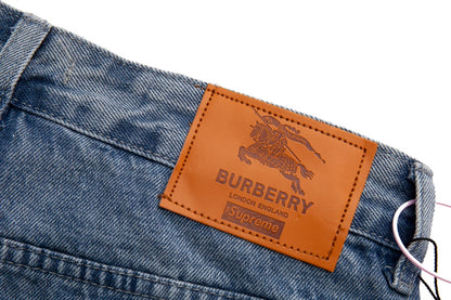 【BURBERRY 公式旗艦店】バーバリー ジーパン ご好評に付き再入荷！