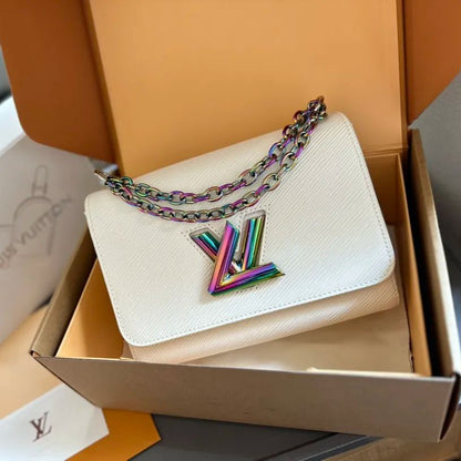 ★Louis Vuitton★ネオクラシカルなツイストミディアムバッグの登場です