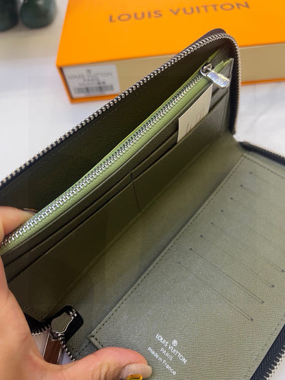 ☆Louis Vuitton☆ 新しいスタイルのウォレットジッパーバッグ