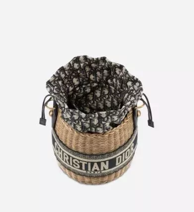 完売前に！DIOR 即納・関税込 DIOR WICKER かごバッグ ストロー