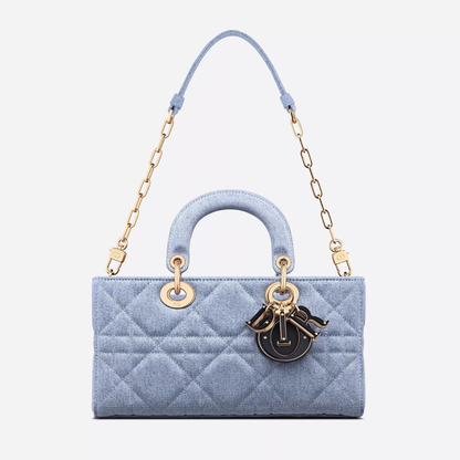 【DIOR】 LADY D-JOY 雑誌掲載！泉里香さん愛用の夏感あふれる新作バッグが登場！