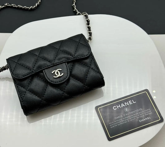 Chanel クラシック チェーン イブニング バッグ ラムスキン AP0238