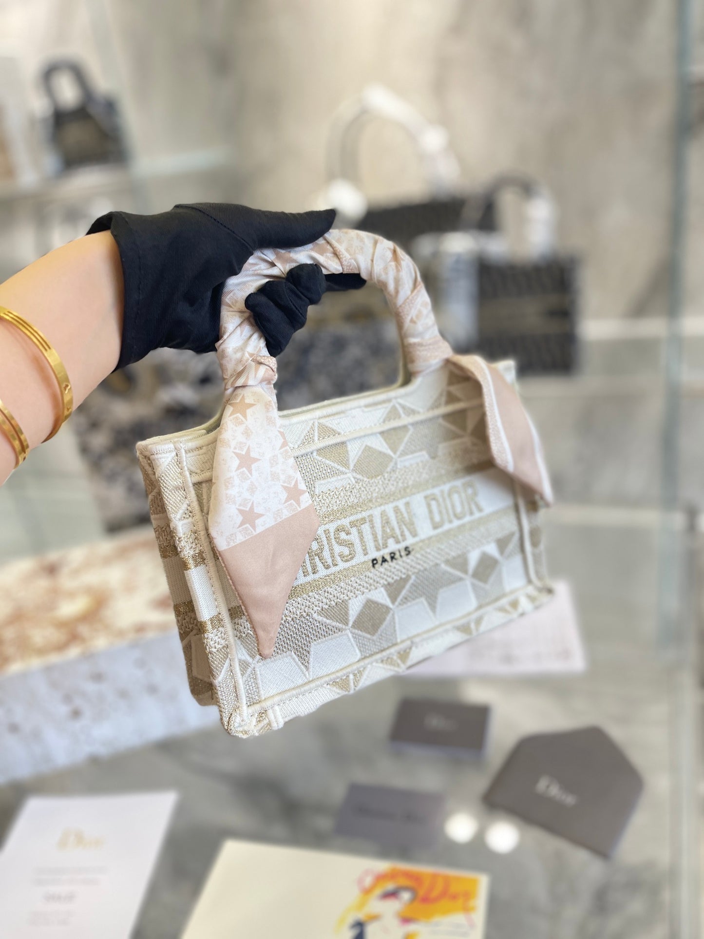 2022新型Diorミニ限定ハンドバッグ ディオールミニBOOK TOTEハンドバッグ