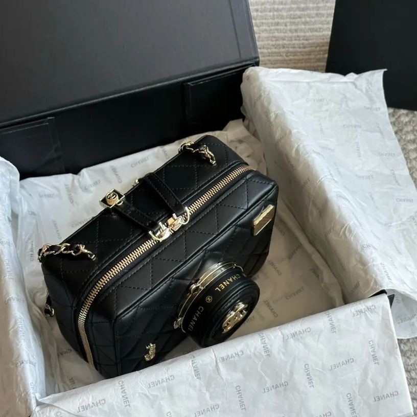 Chanel カメラバッグ