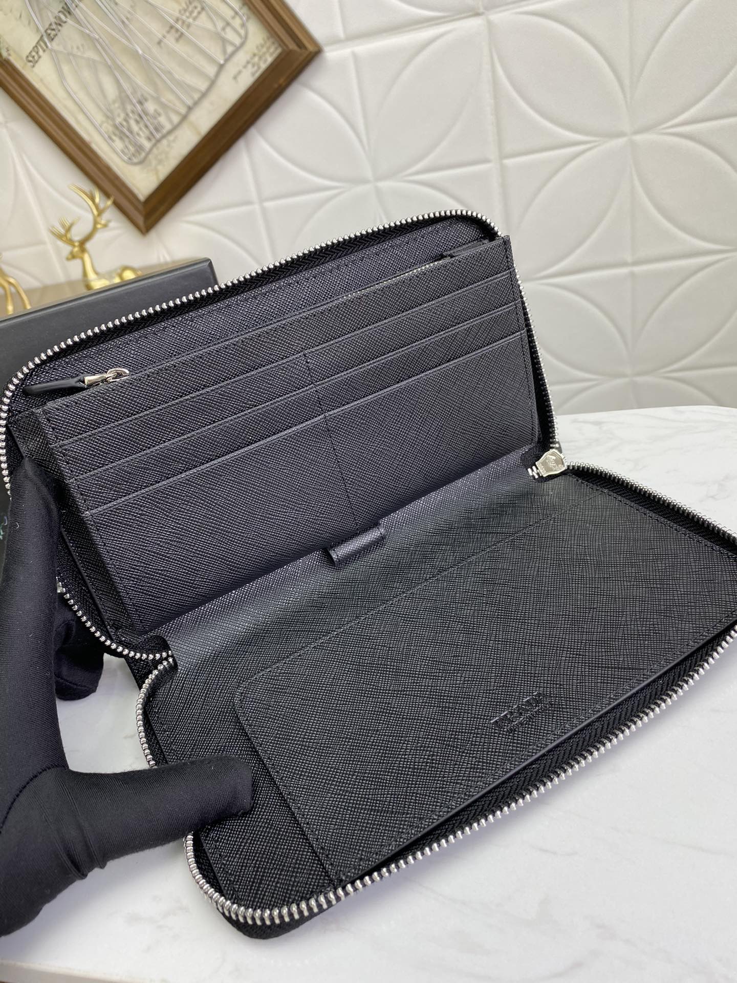 PRADA(プラダ) 財布 21x12cm