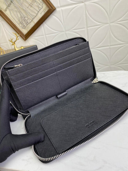 PRADA(プラダ) 財布 21x12cm