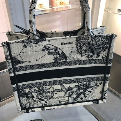 【Dior】Book Tote Small トワル ドゥ ジュイ ゾディアック-BUYMA