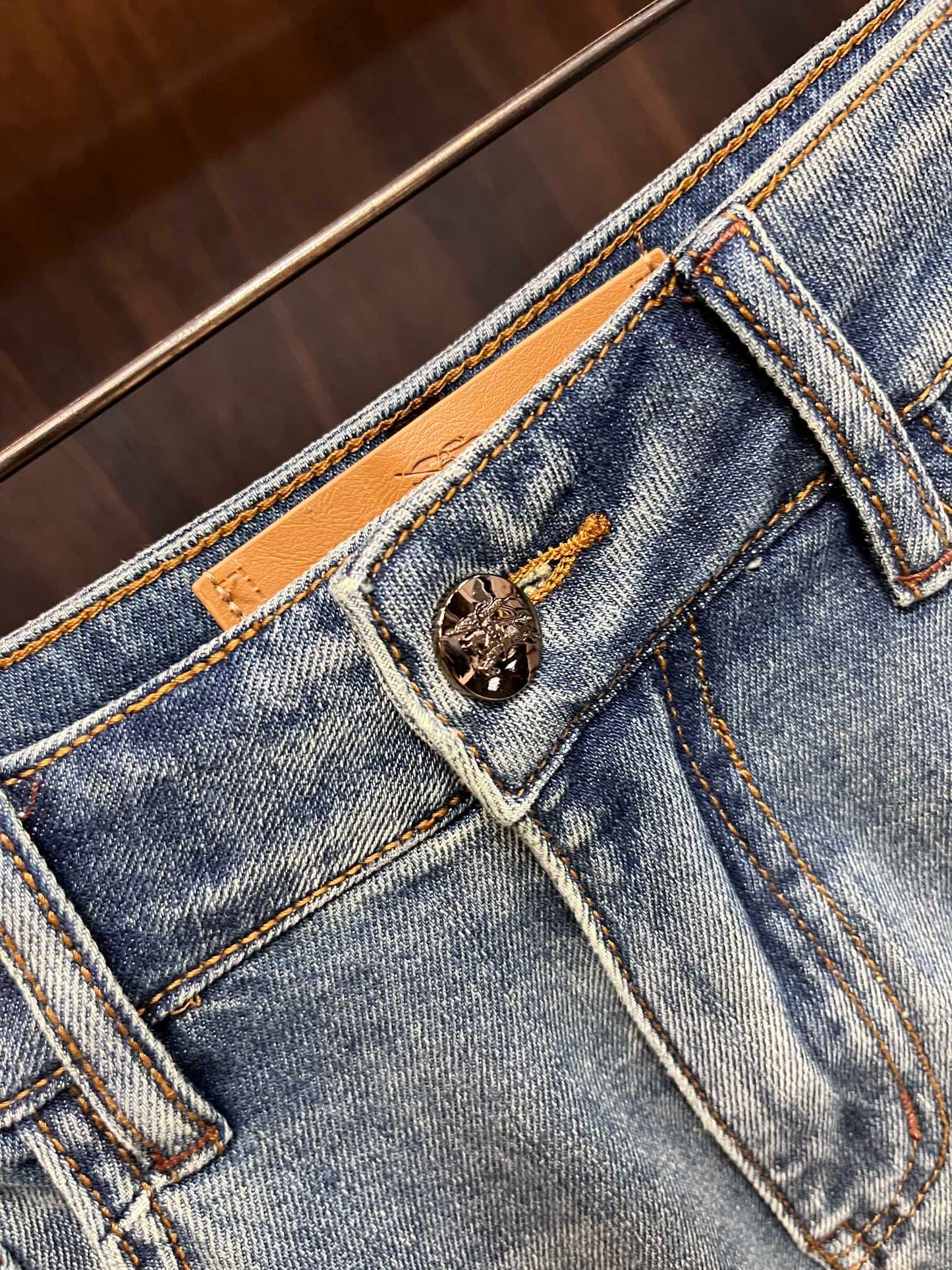 【Burberry】バーバリー トレンド メンズ おしゃれ カジュアル パンツ