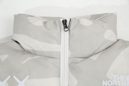 【The North Face】KAWS1996 ダウンジャケット ご好評に付き再入荷！