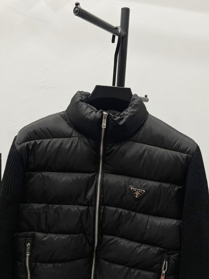 【PRADA旗艦店】ダウンジャケット、ご好評に付き再入荷！