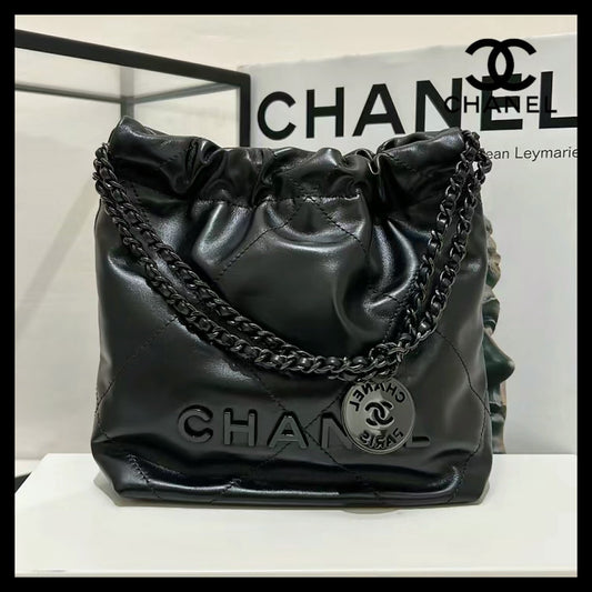 【大人気♪新作】CHANEL★22 ミニハンドバッグ オールブラック