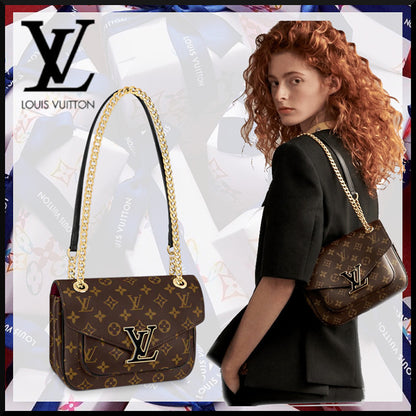 【新作】大人気モデル！！　LOUIS VUITTON　ショルダーバッグ
