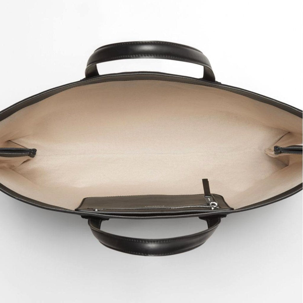 【Burberry】ロゴデティールキャンバス トート