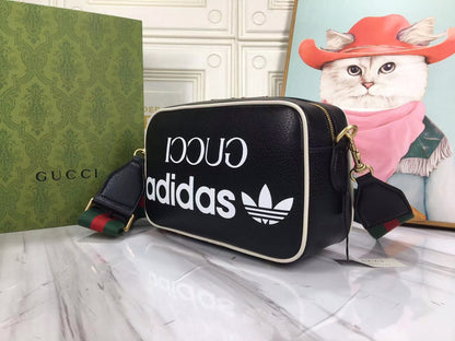 【GUCCI】アディダス x グッチ スモール カメラ バッグ