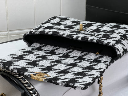 CHANEL 19 LARGE HANDBAG AS1161