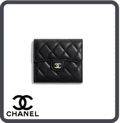 【 CHANEL】クラシック小さなフラップ財布