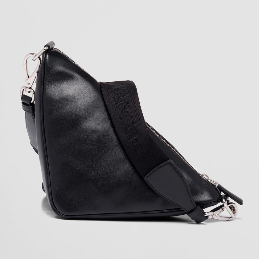 累積売上第１位☆新作☆ プラダ PRADA トライアングル レザーショルダーバッグ